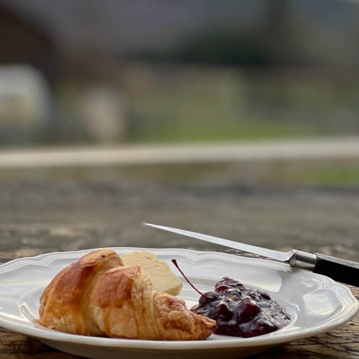 Rose Stole the Magic Meat Truck!